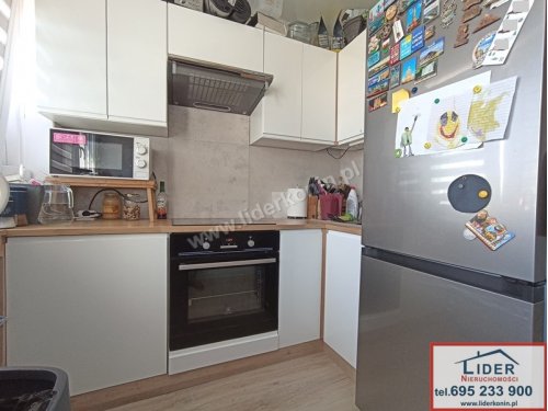 Sprzedam mieszkanie – 3 pokoje – balkon – os. V