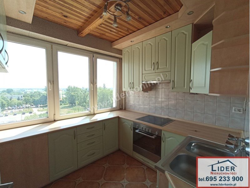 Sprzedam mieszkanie  - 3 pokoje – balkon – os. V