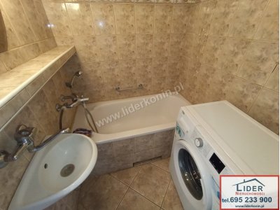 Sprzedam mieszkanie  - 3 pokoje – balkon – os. V