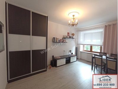 Sprzedam rozkładowe mieszkanie - 2 pok. – Konin, centrum