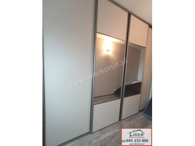 Sprzedam mieszkanie – 2 pokoje – balkon – Konin, ul. Dworcowa