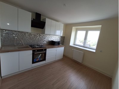Do wynajęcia przestronne mieszkanie 67 m² – Konin, ul. Kościuszki – gotowe do zamieszkania!