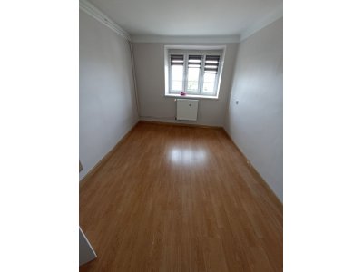 Do wynajęcia przestronne mieszkanie 67 m² – Konin, ul. Kościuszki – gotowe do zamieszkania!