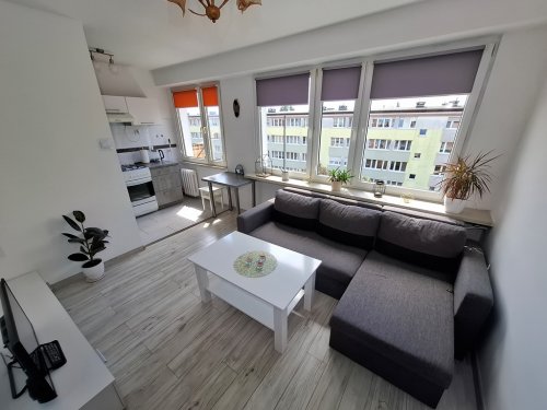 Na sprzedaż mieszkanie 2-pokojowe – Konin, ul. Wyszyńskiego