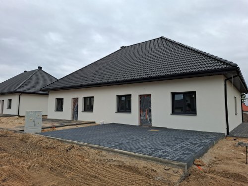 Na sprzedaż dom w zabudowie bliźniaczej – Konin, os. Międzylesie