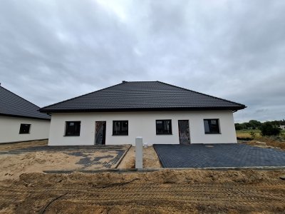 Na sprzedaż dom w zabudowie bliźniaczej – Konin, os. Międzylesie
