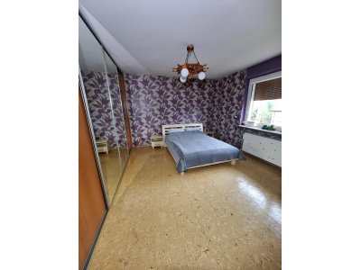 Dom idealny dla jednej lub dwóch rodzin – przestronny, funkcjonalny, gotowy do zamieszkania – Przyjma, gm. Golina