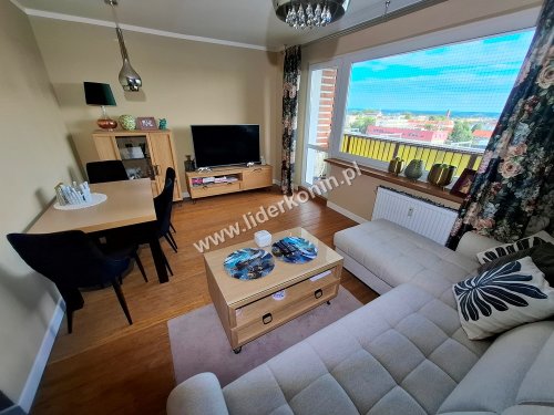 Atrakcyjne 3-pokojowe mieszkanie z panoramicznym widokiem – Konin, ul. Karłowicza, os. Zatorze
