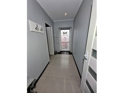 Na sprzedaż lokal handlowo-usługowy – 55 m² – Konin, ul. 11 Listopada – parter