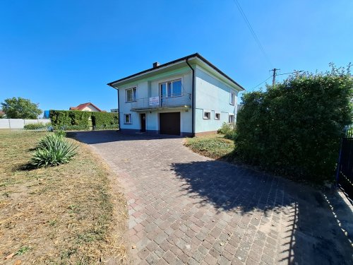 Dom na sprzedaż – Wola Podłężna, gm. Kramsk – 147 m² + strych, działka 11,02 a