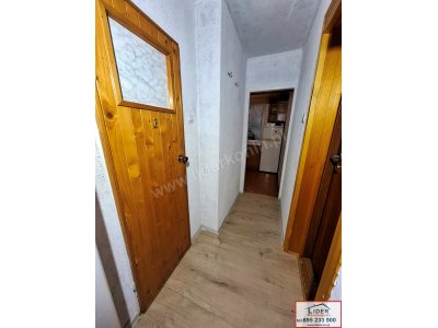 Wynajem mieszkania 34 m² | 2 pokoje | Konin, ul. Legionów | 2. piętro, niski blok z cegły