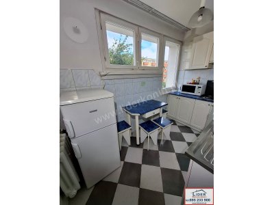 Sprzedaż 5-pokojowego mieszkania z balkonem – Konin, Aleje 1 Maja, centrum