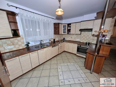 Dom na sprzedaż – Kazimierz Biskupi | 120 m² | Garaż |Gotowy do zamieszkania