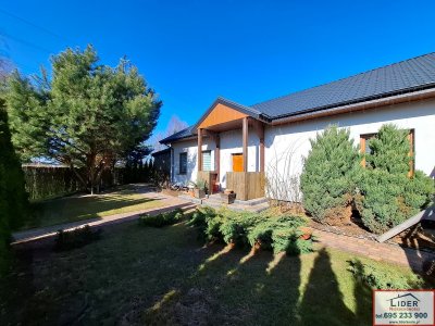 Nowoczesny dom wolnostojący 130,59 m² | duża działka 1455 m² | 6 pokoi | ogród z nawodnieniem