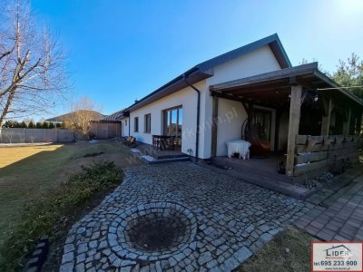 Na sprzedaż nowoczesny dom wolnostojący 130,59 m² | duża działka 1455 m² | 6 pokoi | ogród z nawodnieniem