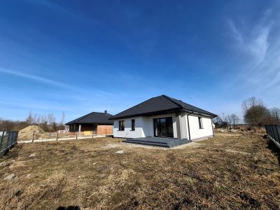 Nowy dom 93 m² w stanie deweloperskim – Bielawy, 5 km od Konina