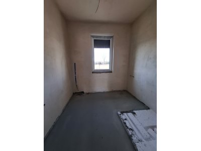 Nowy dom 93 m² w stanie deweloperskim – Bielawy, 5 km od Konina