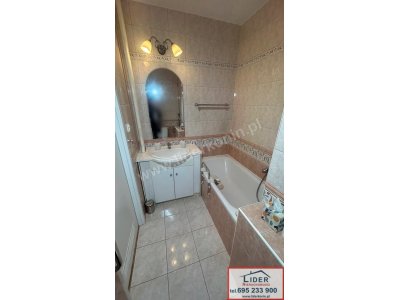 Na sprzedaż 2-pokojowe mieszkanie – Konin, ul. 11 Listopada (os. V)