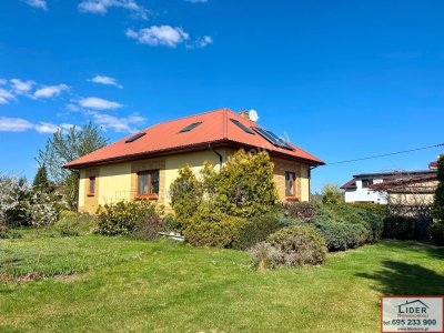 Dom z dużą działką i potencjałem – Żdżary, gm. Stare Miasto