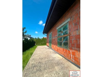 Solidny dom 163 m² | Stan otwarty, całe podpiwniczenie | Konin – Chorzeń