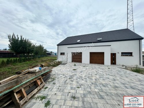 DOM W ZABUDOWIE BLIŹNIACZEJ – RUMIN | 128 m² | DZIAŁKA 9,35 AR