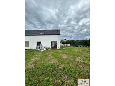 DOM W ZABUDOWIE BLIŹNIACZEJ – RUMIN | 128 m² | DZIAŁKA 9,35 AR