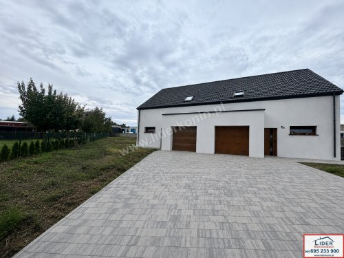 DOM W ZABUDOWIE BLIŹNIACZEJ – RUMIN | 128 m² | DZIAŁKA 9,35 AR
