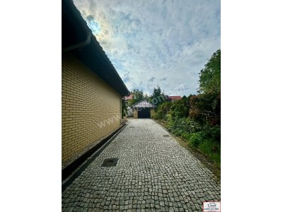 PRZESTRONNY DOM W KONINIE – GOTOWY DO ZAMIESZKANIA